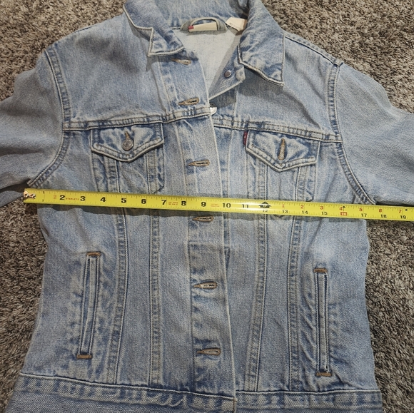 Levi Womens retro jacket. Waist length. - Picture 4 of 7